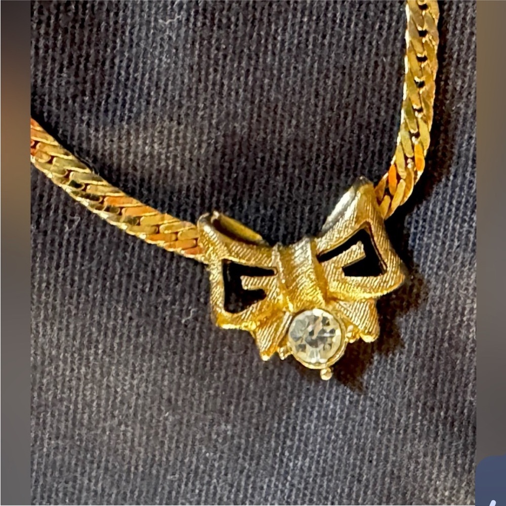 Luxury Designer Gift Boxes that May lead to Chanel or Versace or LV or Dior or G - Picture 12 of 16
